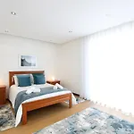 Flipwave House Holiday home *